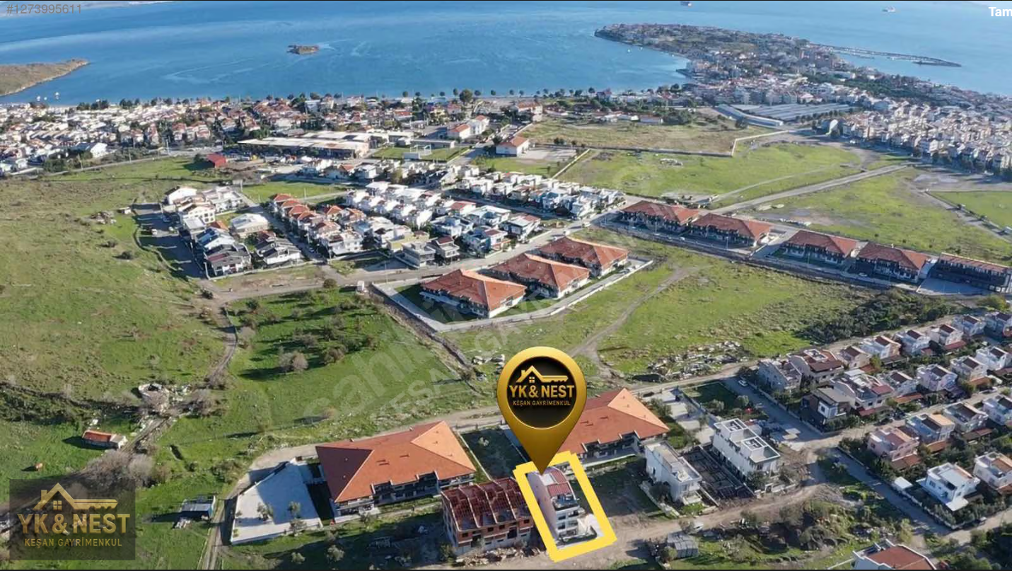 Dikili Çandarlı'da Satılık Büyük Tip 2+1 Daire